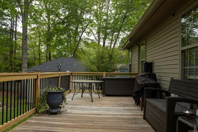 1125 Barberry Cove, Benton, AR 72015