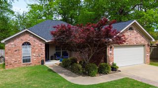1125 Barberry Cove, Benton, AR 72015