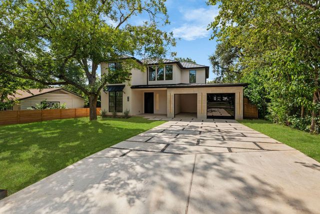 4700 Banister LN, Austin, TX 78745