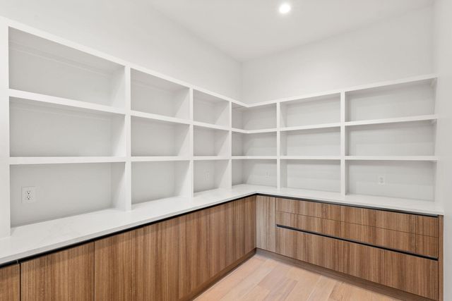 4700 Banister LN, Austin, TX 78745