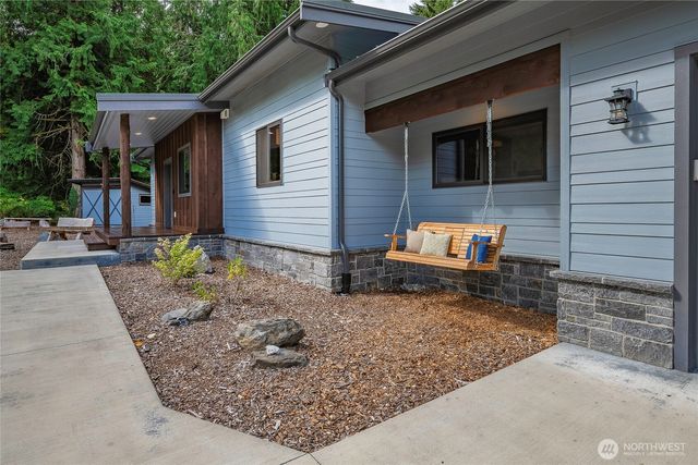 697 Axelson Road, Bellingham, WA 98229