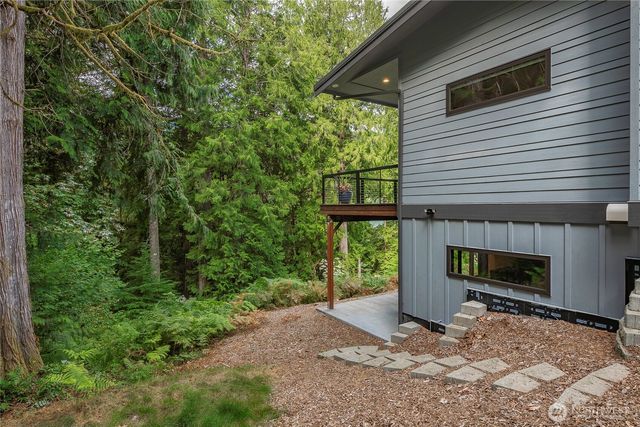 697 Axelson Road, Bellingham, WA 98229