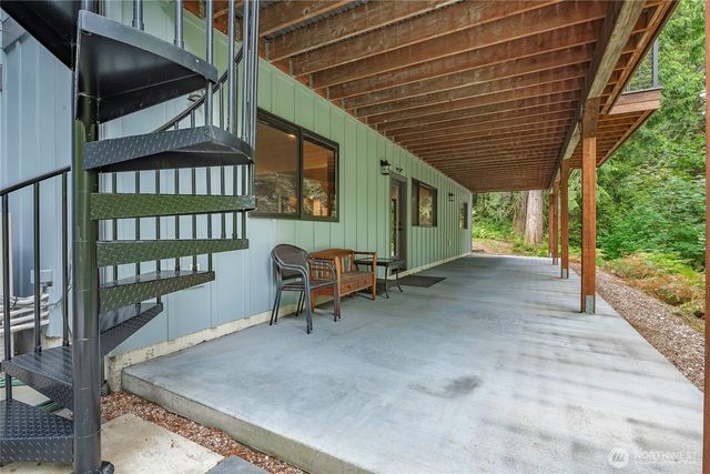 697 Axelson Road, Bellingham, WA 98229