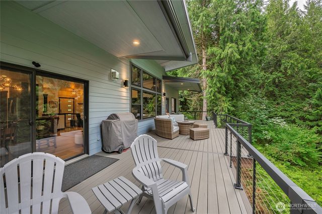 697 Axelson Road, Bellingham, WA 98229