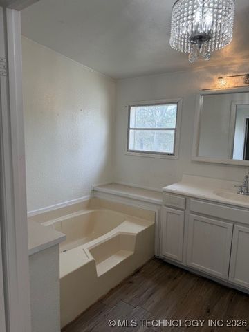 5590 Aspen Drive, Kingston, OK 73439