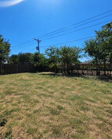 7508 Jade Circle, North Richland Hills, TX 76180