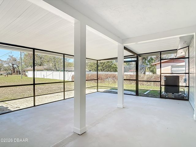 2280 Green Street, South Daytona, FL 32119