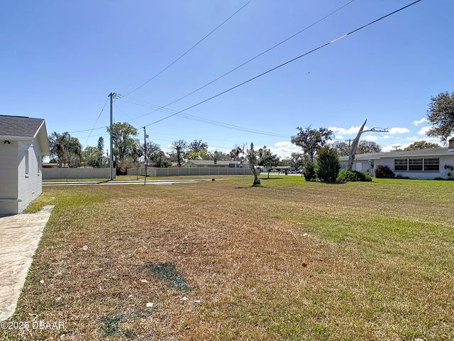 2280 Green Street, South Daytona, FL 32119