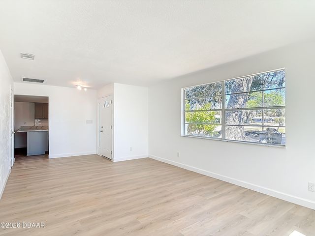 2280 Green Street, South Daytona, FL 32119