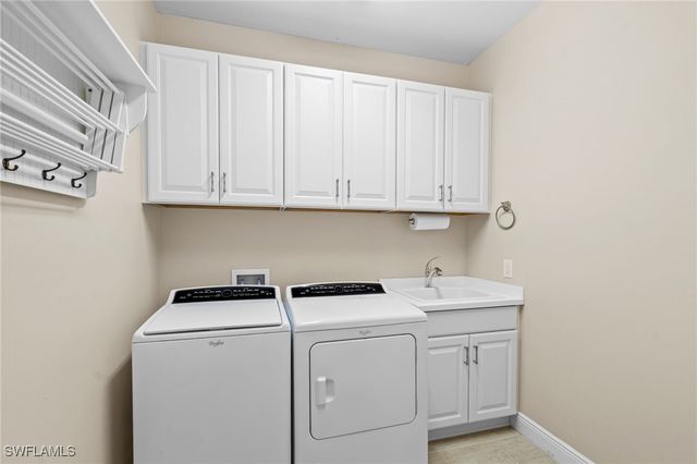 2129 Frangipani CIR 1-201, Naples, FL 34120