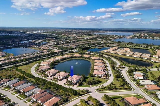 2129 Frangipani CIR 1-201, Naples, FL 34120