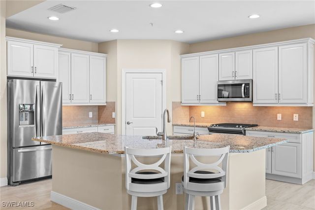 2129 Frangipani CIR 1-201, Naples, FL 34120