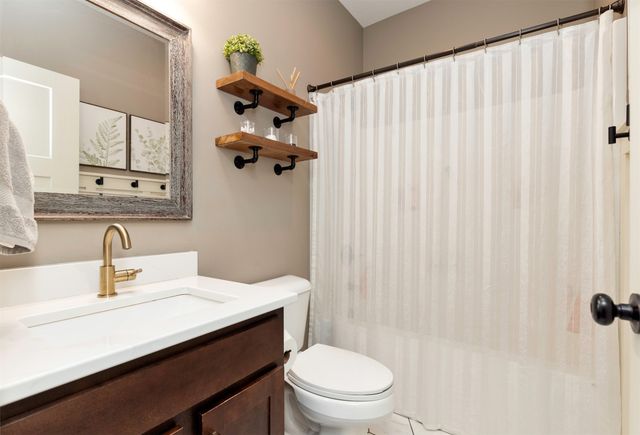 645 NE Traverse Drive, Waukee, IA 50263