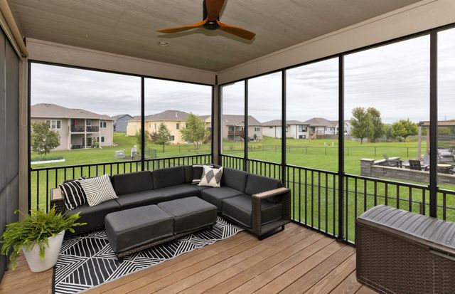 645 NE Traverse Drive, Waukee, IA 50263