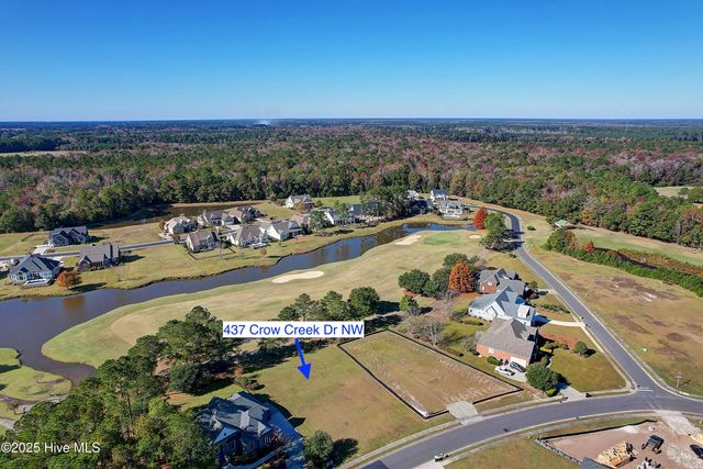 437 N Crow Creek Drive, Calabash, NC 28467