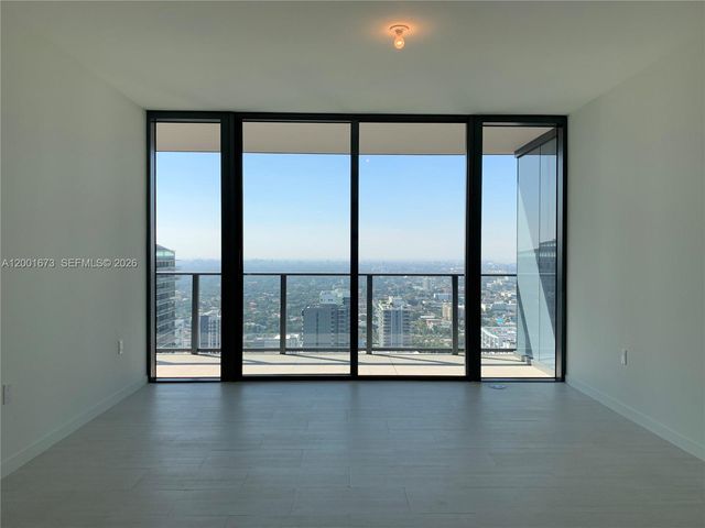 1000 Brickell Plz 3904, Miami, FL 33131
