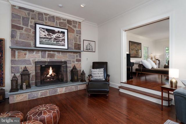 7 SLEEPY HOLLOW LANE, Princeton Junction, NJ 08550