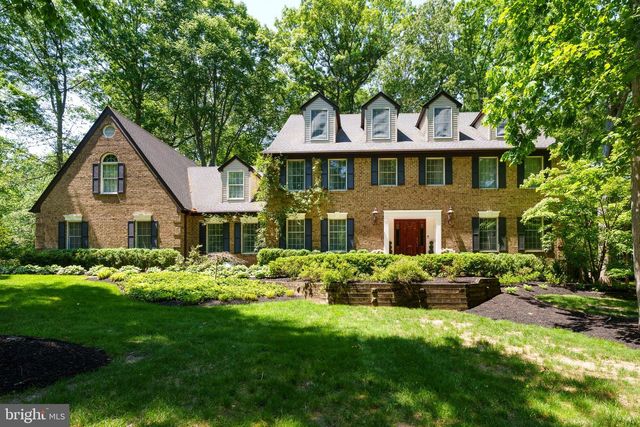 7 SLEEPY HOLLOW LANE, Princeton Junction, NJ 08550