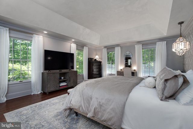 7 SLEEPY HOLLOW LANE, Princeton Junction, NJ 08550