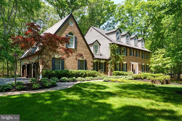 7 SLEEPY HOLLOW LANE, Princeton Junction, NJ 08550