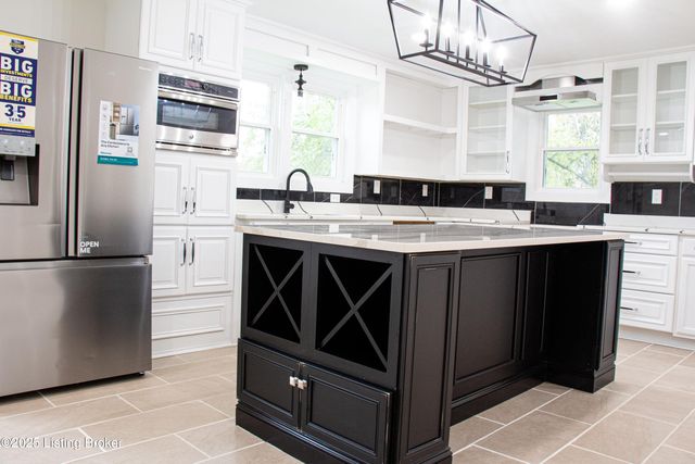 380 Solitude Rd, Coxs Creek, KY 40013