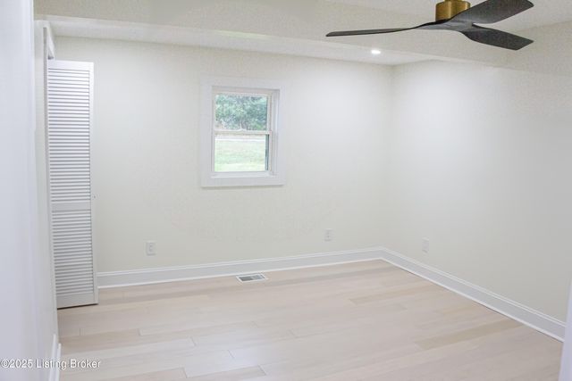 380 Solitude Rd, Coxs Creek, KY 40013