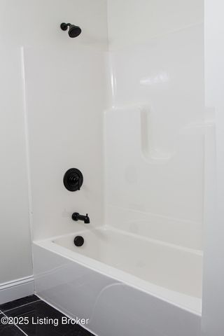 380 Solitude Rd, Coxs Creek, KY 40013