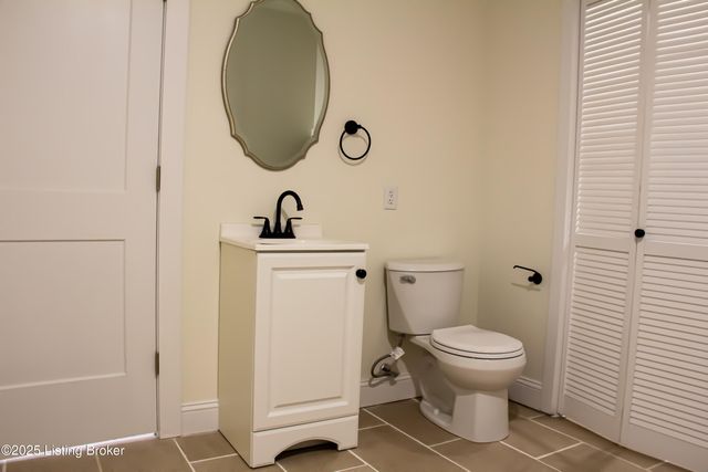 380 Solitude Rd, Coxs Creek, KY 40013