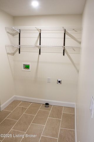 380 Solitude Rd, Coxs Creek, KY 40013