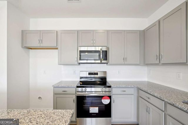 809 Nova Trail 13, Riverdale, GA 30274