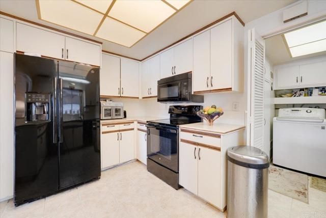 1499 La Linda Drive, San Marcos, CA 92078