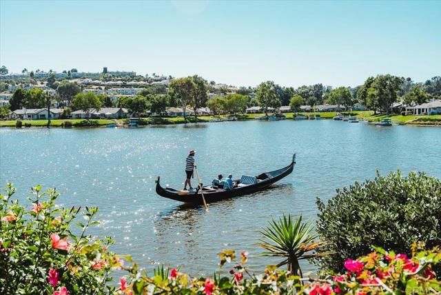 1499 La Linda Drive, San Marcos, CA 92078