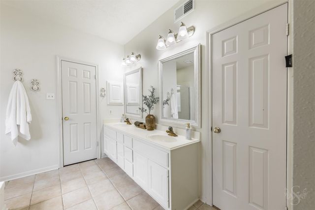 7523 Highland Farms Road, Houston, TX 77095