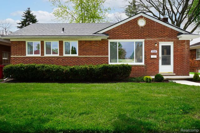 17330 Ego Avenue, Eastpointe, MI 48021
