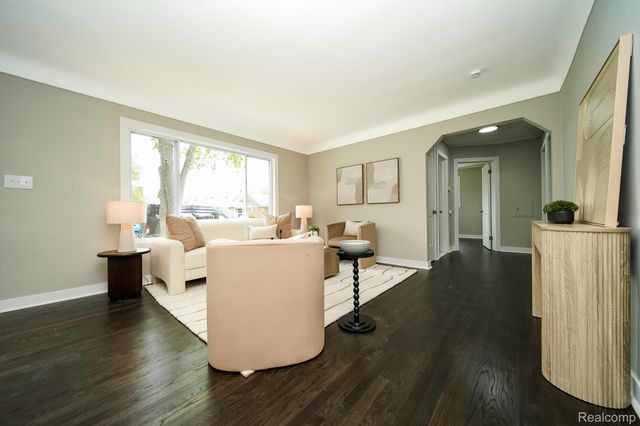 17330 Ego Avenue, Eastpointe, MI 48021