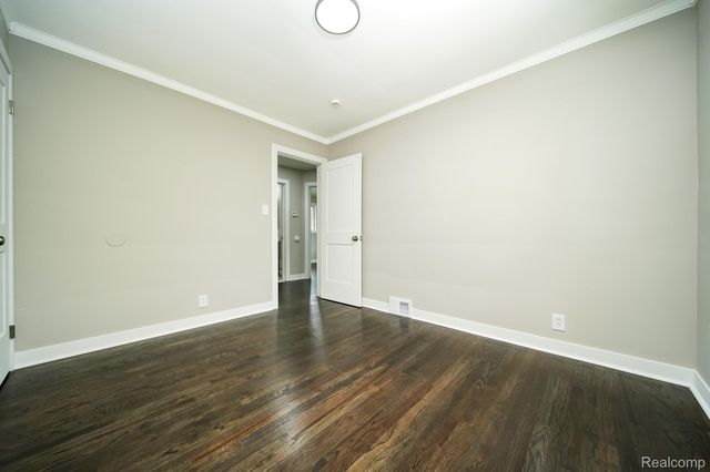 17330 Ego Avenue, Eastpointe, MI 48021