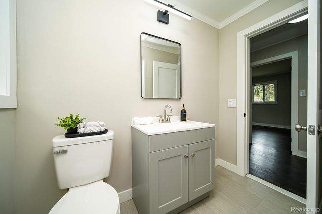 17330 Ego Avenue, Eastpointe, MI 48021