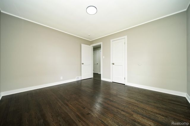 17330 Ego Avenue, Eastpointe, MI 48021