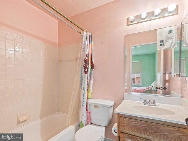 3714 ROOSEVELT PL NE, Washington, DC 20019