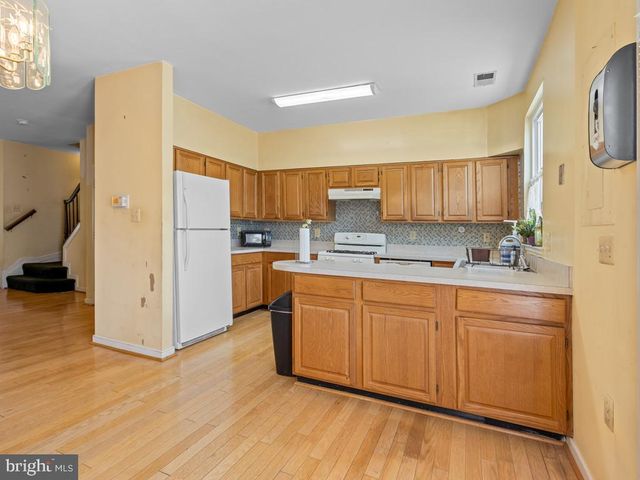 3714 ROOSEVELT PL NE, Washington, DC 20019
