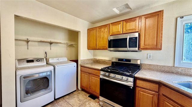 1276 W 31st, San Bernardino, CA 92405