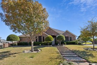 600 Quick Silver Drive, Desoto, TX 75115