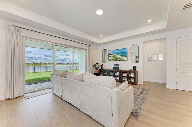 4605 SWEET RETREAT RUN, Bradenton, FL 34211