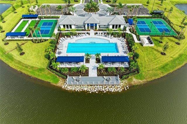 4605 SWEET RETREAT RUN, Bradenton, FL 34211