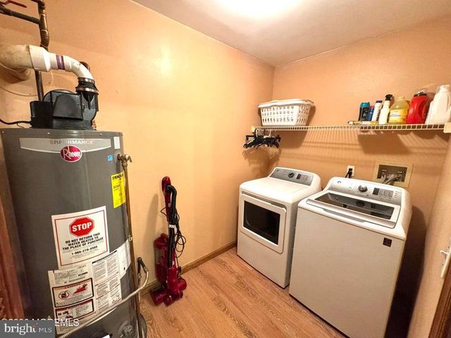 730 SANDY HOOK DR, Forked River, NJ 08731