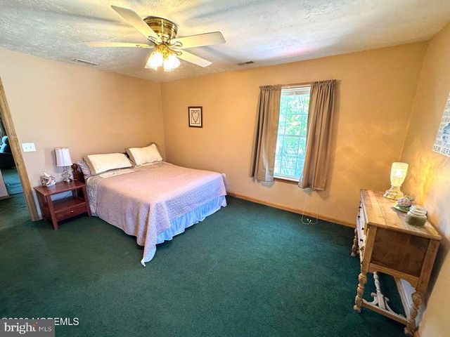 730 SANDY HOOK DR, Forked River, NJ 08731