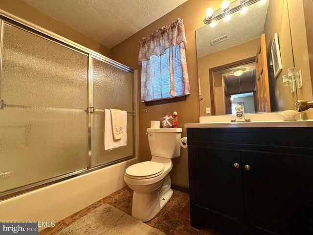 730 SANDY HOOK DR, Forked River, NJ 08731
