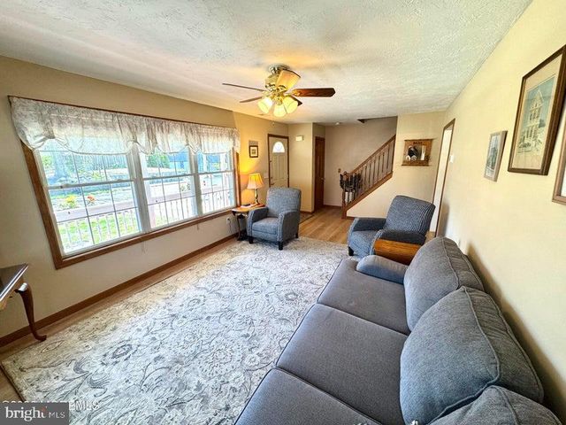 730 SANDY HOOK DR, Forked River, NJ 08731