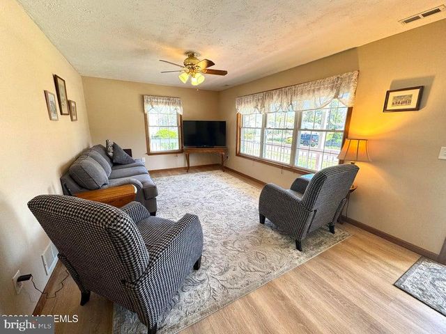 730 SANDY HOOK DR, Forked River, NJ 08731