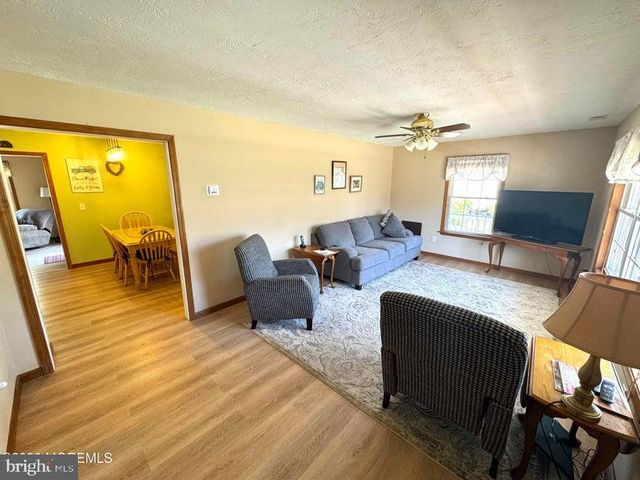 730 SANDY HOOK DR, Forked River, NJ 08731